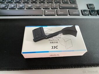 JJC Thumb up grip pre Leica Q3