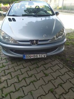 Predam Peugeot 206 2.0 benzin 100kilovat