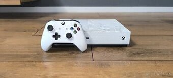 Xbox one s 500 GB nefunkčný