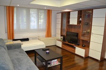 2 -izb.byt v Ružinove, Trenčianska, komplet rekonštrukcia