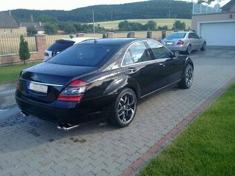 P:Mercedes S 320 CDI W221