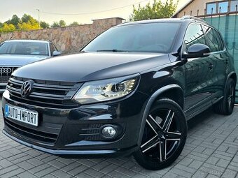 VW Tiguan 2.0 TDi - 4x4 - DSG - R-LINE - DYNAUDIO (075773)