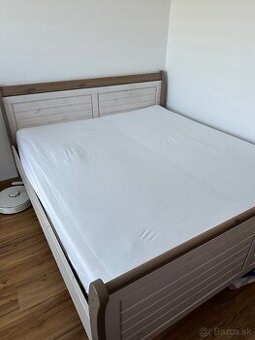 Drevená manželská posteľ + 2xRošt + 2xMatrac