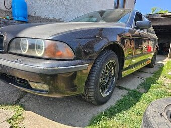E39 523i