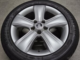 17" ŠKODA + letné 90%