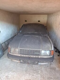 škoda 120M široká 2ks