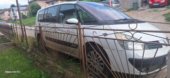 Predám Renault espace Grand IV 3,0 DCI V6 130KW automat