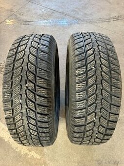 Predám 2ks zimných pneu Savero 245/70 r16