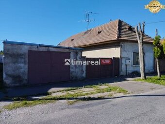 Veľký pozemok so starším domom neďaleko Slnečných jazier