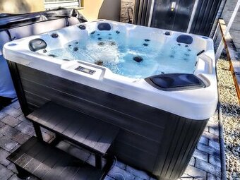 virivka jacuzzi jakuzzi spa swimspa sauna
