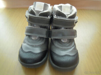 Predám detské zimné kožené topánky Wanda Slovakia veľ. 24