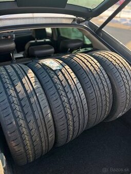 Nové letné pneumatiky ARIVO ULTRA ARZ4 235/40 ZR19 96W XL