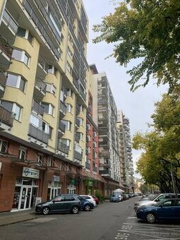 Prenájom parkovacieho miesta – Jégého alej - ul. Jégeho 12