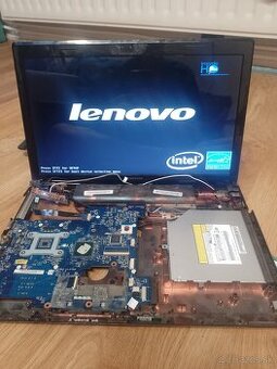 Predam notebook na náhradné diely