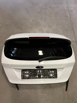 Ford fiesta kufrove dvere 2010