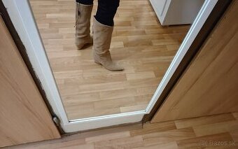 Nové Kožené Semišové čižmy č.37 zn.RESERVED - 25 Eur