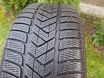 pneu 235/55 R19 Pirelli, zimné, dezén 7,5mm, 2ks