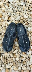 Sandalky NIKE SUNRAY PROTECT vel. 1Y
