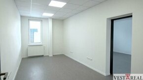 Na prenájom klimatizovaná kancelária 42 m2, Trnava ulica Bul