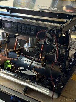 Nuova Simonelli APPIA LIFE 3GR XT 6/24 (2)