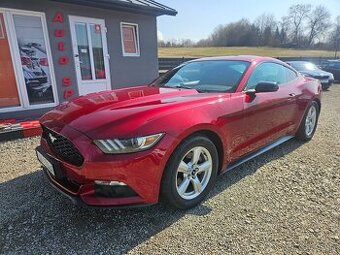 FORD MUSTANG 2.3 EcoBoost A/T