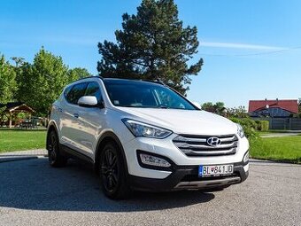 Hyundai Santa Fe 2.2 CRDi VGT 4x4 Premium 145kW 1. MAJITEĽ