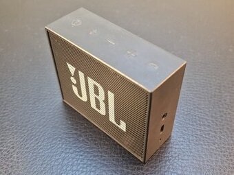 JBL bezdrôtový reproduktor