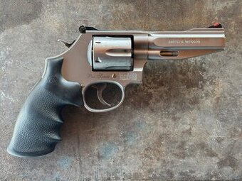 Predam revolver smith&wesson