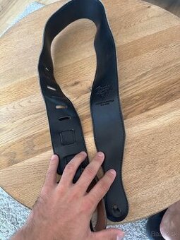 Gitarovy pas Fender