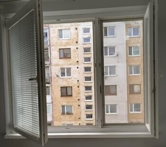 Plastové okno - dvojsklo