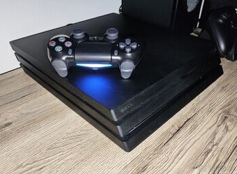 Predám PS4 Pro 1TB FW 8.52