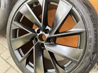 VEGA2 orig.skoda Kodiaq 5x112 9jxR20 ET 42 VW 235 45 R20