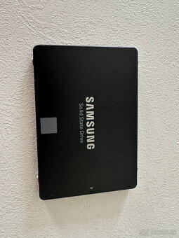 Samsung 860 EVO 2.5" SSD 250 GB