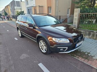 Predám Volvo xc70 4x4 r.v. 2016 kup na sk