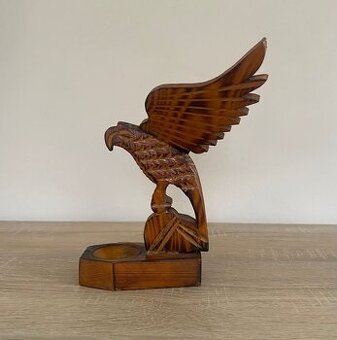 Drevený popolník,lampičky a mix ďalších veci