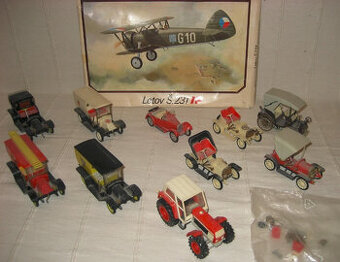 IGRA made in Czechoslovakia stare auticka a model lietadla