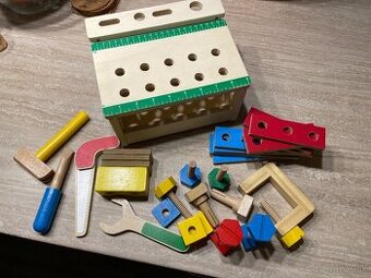 Pracovny stolik/dielna