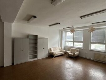 Prenájom kancelárie / obchodného priestoru COV Šaľa-Veča