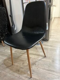 4ks Jedalenskych stoliciek