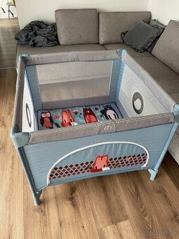 Cestovná postieľka/ohradka Lionelo Playpen Lene Blue Sky