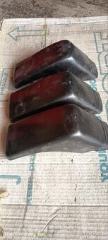 Plastové rohy trabant 601