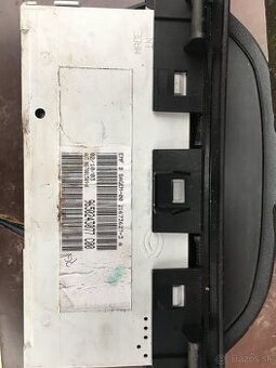 Predám palubný počítač-informačný panel  peugeot 307