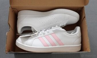 Dámské tenisky Adidas vel.42