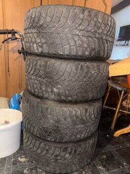 Kumho wintercraft wp71