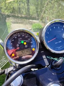 Moto Guzzi III Special 2018 10500km