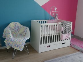 IKEA detská postielka s matracom a prebalovacia komoda