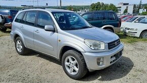 Toyota Rav 4 benzin 110 kw,4x4 ,bez korozie,Taliansko
