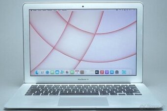 ZÁRUKA/Macbook Air13.3"/I5 1.8HZ/8GB RAM/128GBSSD/CZ