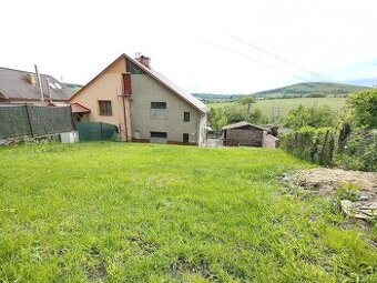 Dvojpodlažný rodinný 1/2 dom v Cinobani za cenu bytu