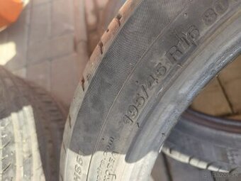 195/45 R16